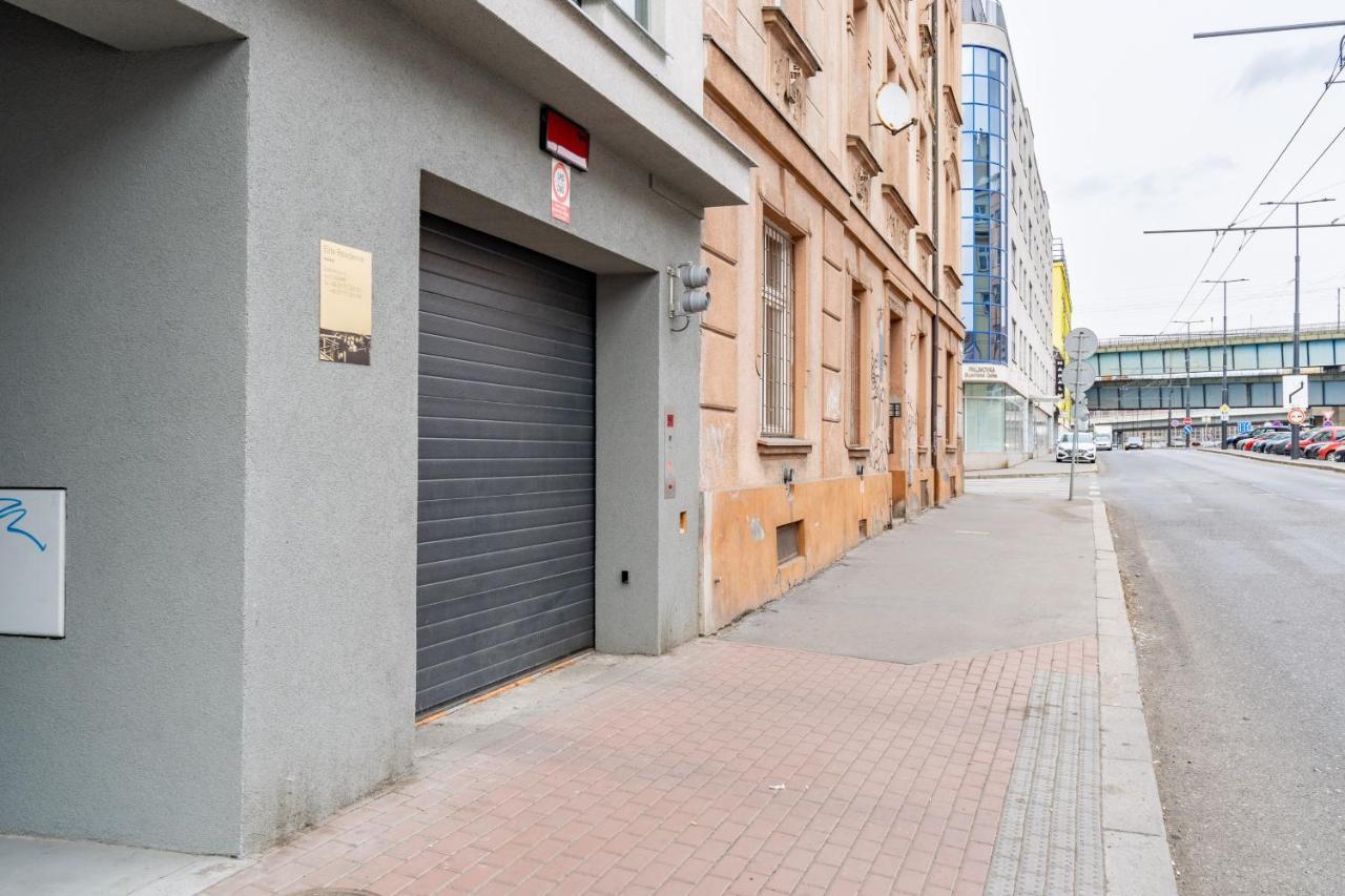 Brand New Two Room Apartment #26 With Free Secure Parking Close To Center Prag Eksteriør billede